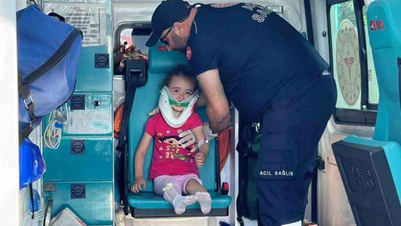 Anadolu Otoyolu’nda iki otomobil çarpıştı: 5’i çocuk 8 yaralı 9