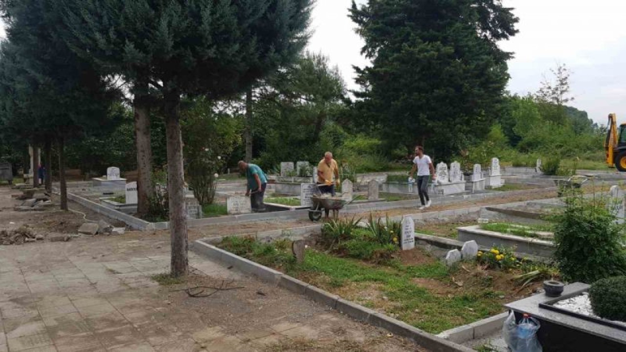 61 Mezarlıkta temizlik ve bakım yapılıyor 1