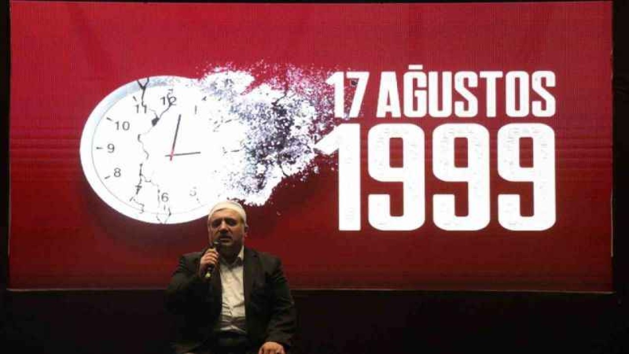 Saatler 03.02’de eller semaya açıldı 7