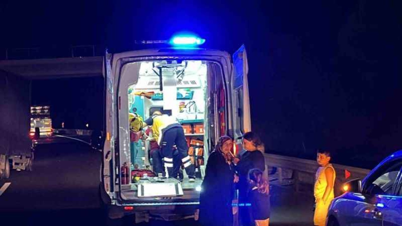 4 aracın karıştığı zincirleme kazada 6 kişi yaralandı 4