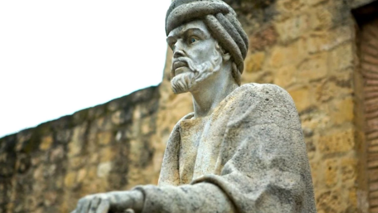 Ibn Rushd Biyografisi