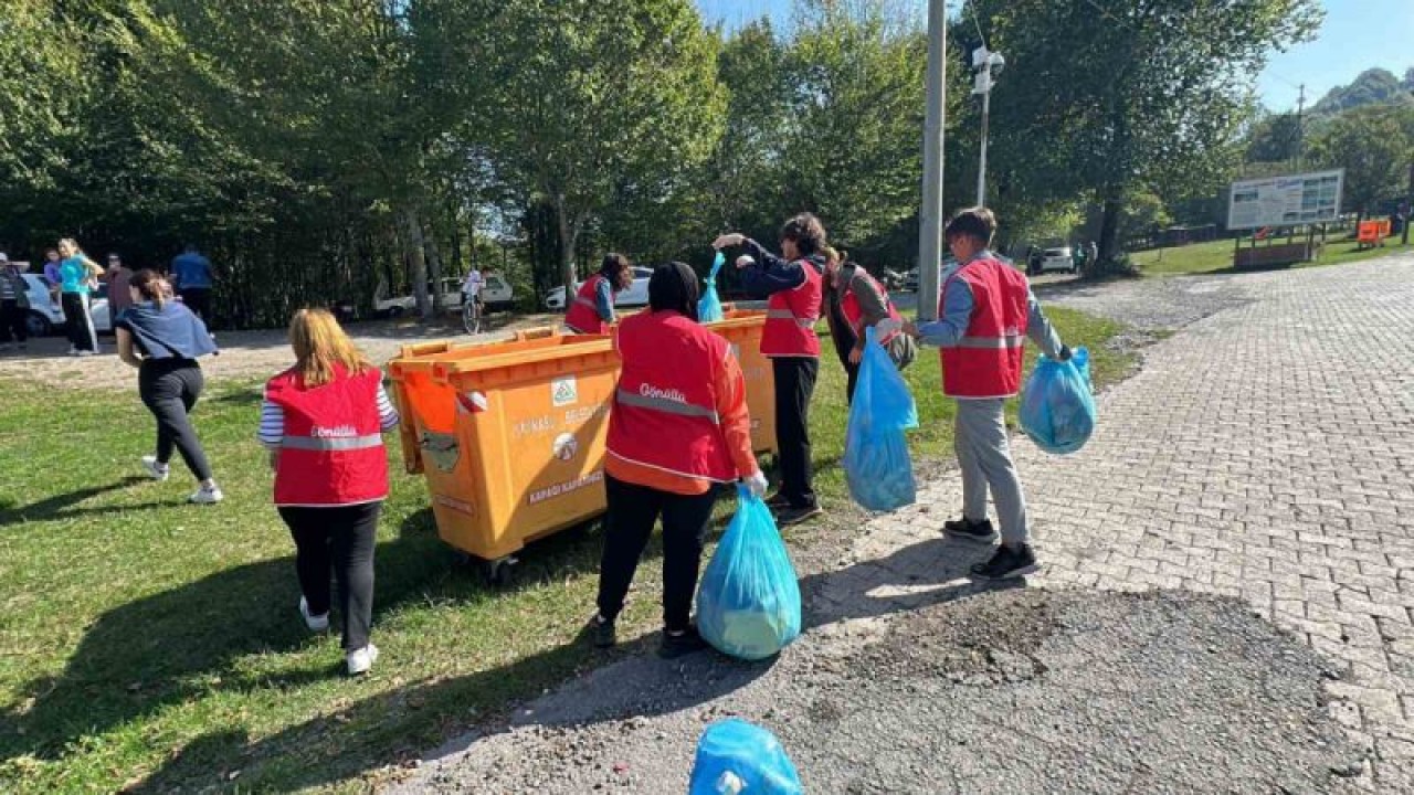 Düzce Haber: Öğrenciler Torba Torba Poşet Topladı 6