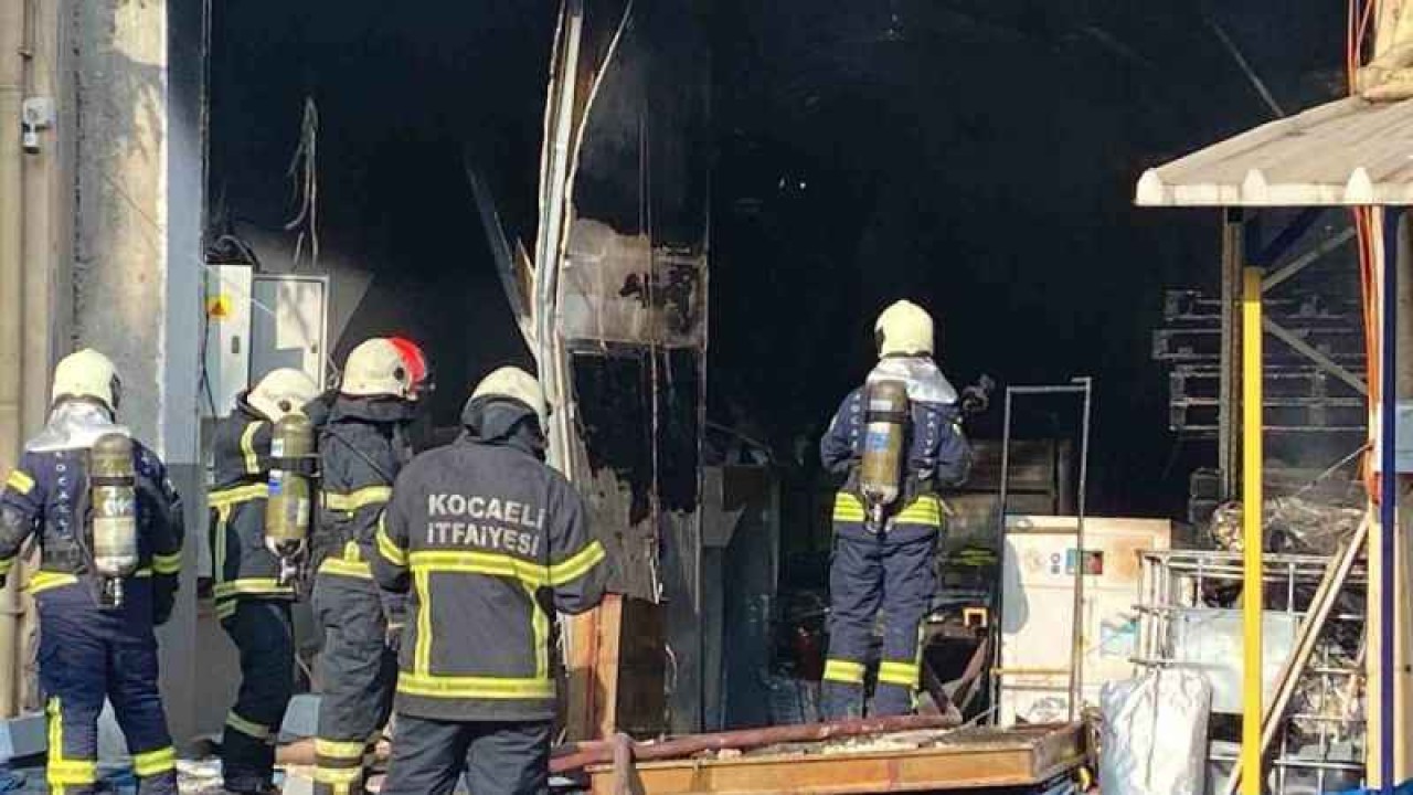Kocaeli'de Kimyasal Tank Patladı 3