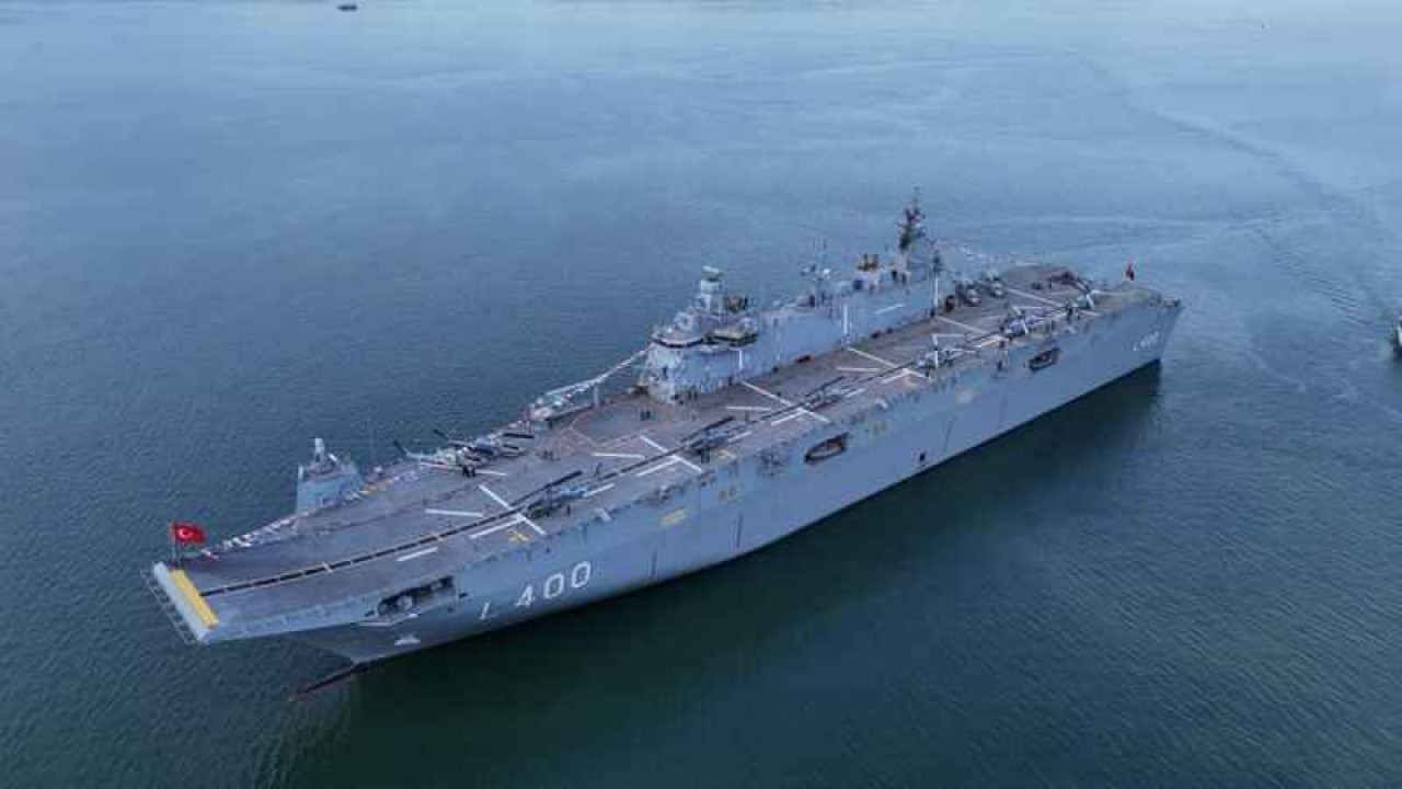 TCG Anadolu tüm heybetiyle havadan görüntülendi 8