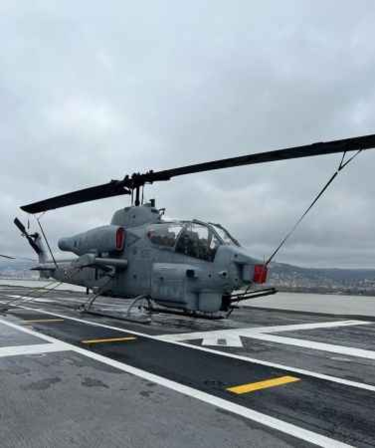 TCG Anadolu tüm heybetiyle havadan görüntülendi 4