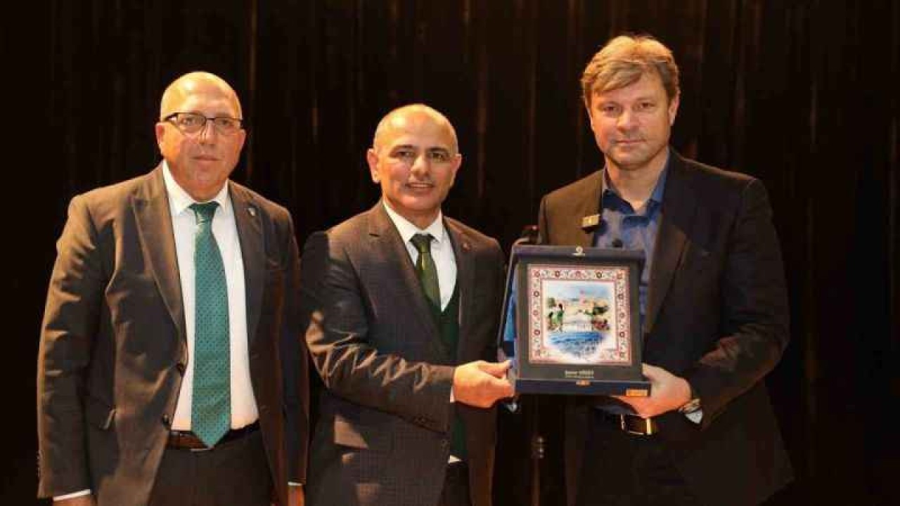  "Yöneticiler tamamen yoldan çıkmış durumda" 4