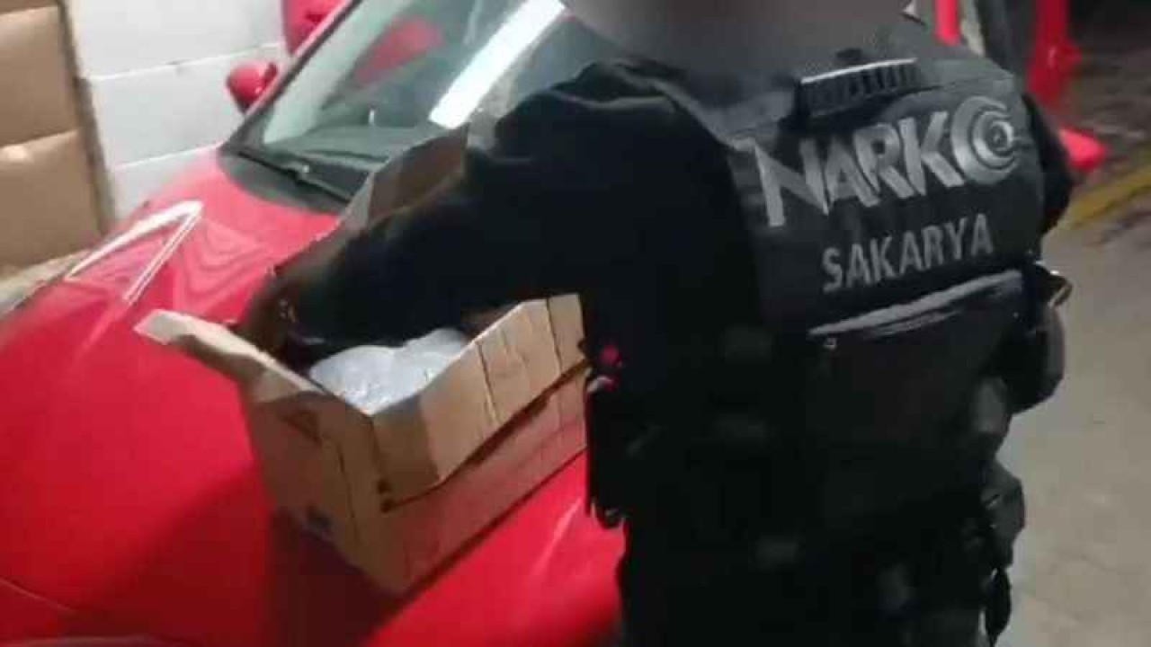 Sakarya'da Yakalandı: 13 Kilo 370 Buçuk Gram Kokain Ele Geçirildi 5