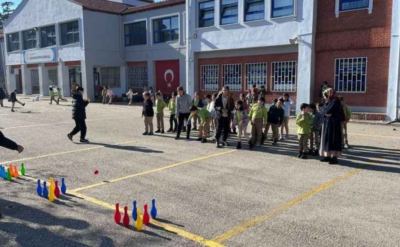 İlkokul Fiziksel Etkinlik Faaliyetleri Devam Ediyor 3
