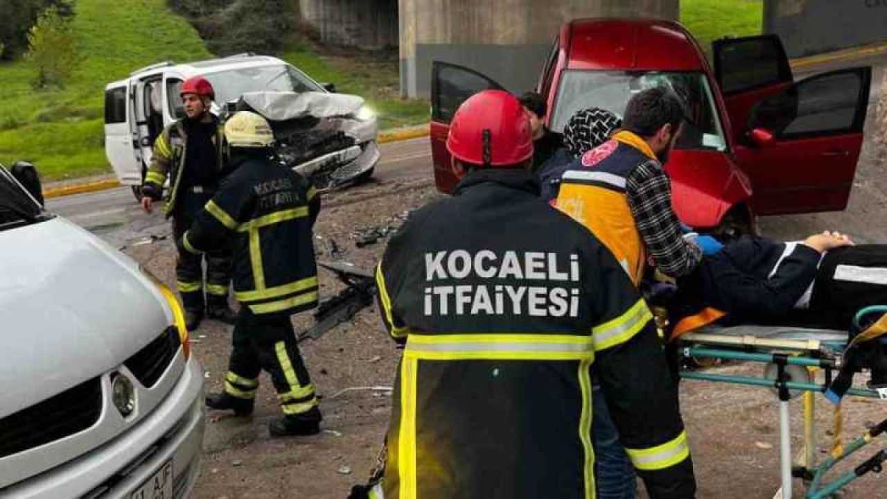 Kocaeli’de Araçlar Kafa Kafaya Çarpıştı 6