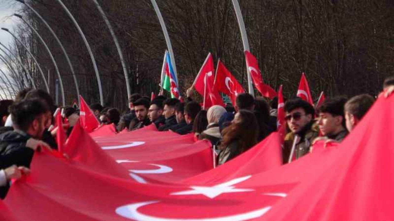 Öğrenciler Kahraman Şehitler için Yürüdü 5