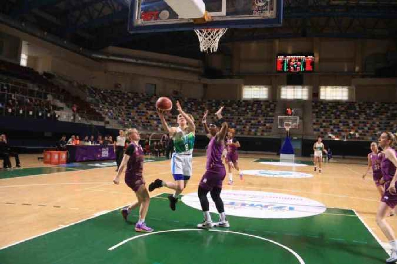Kadınlar Basketbol Süper Ligi: İzmit Belediyespor: 93 - Galatasaray: 79 14