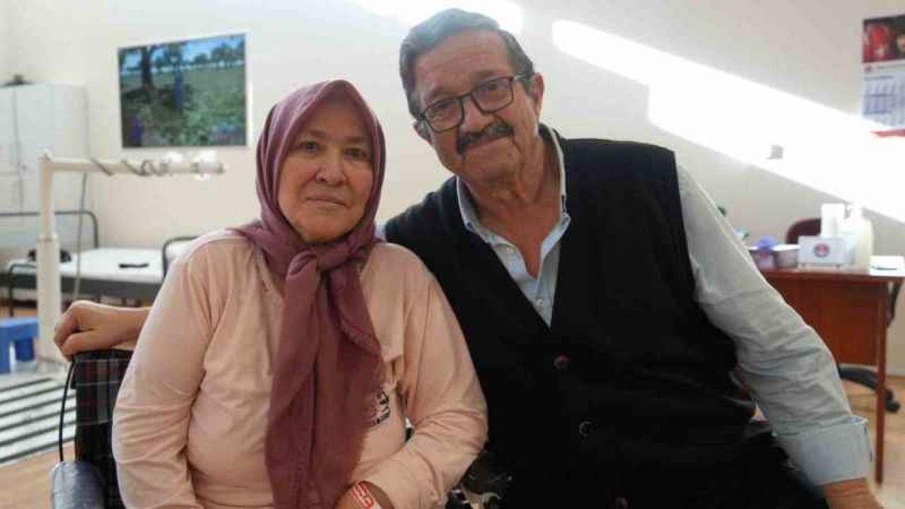 Sedye İle Geldiği Hastanede Felçli Hasta Yürümeye Başladı 12