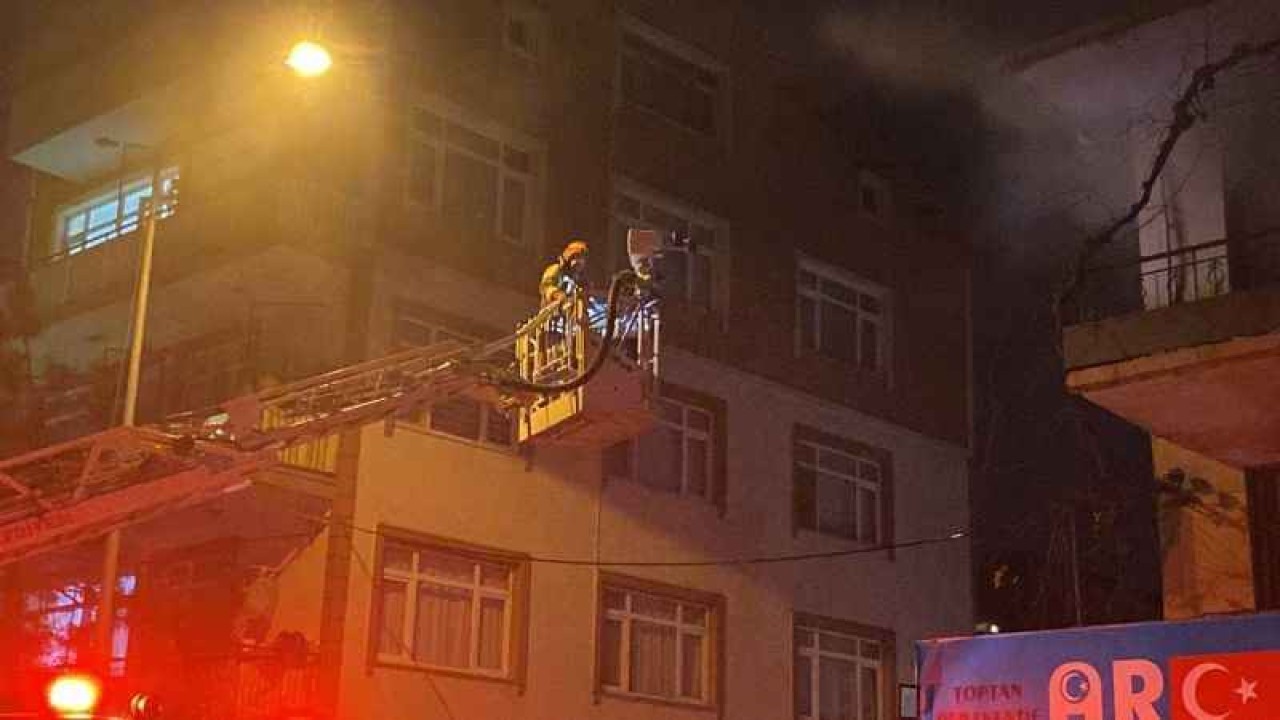 Kocaeli'de Bir Binanın 3. Katı Yandı 5