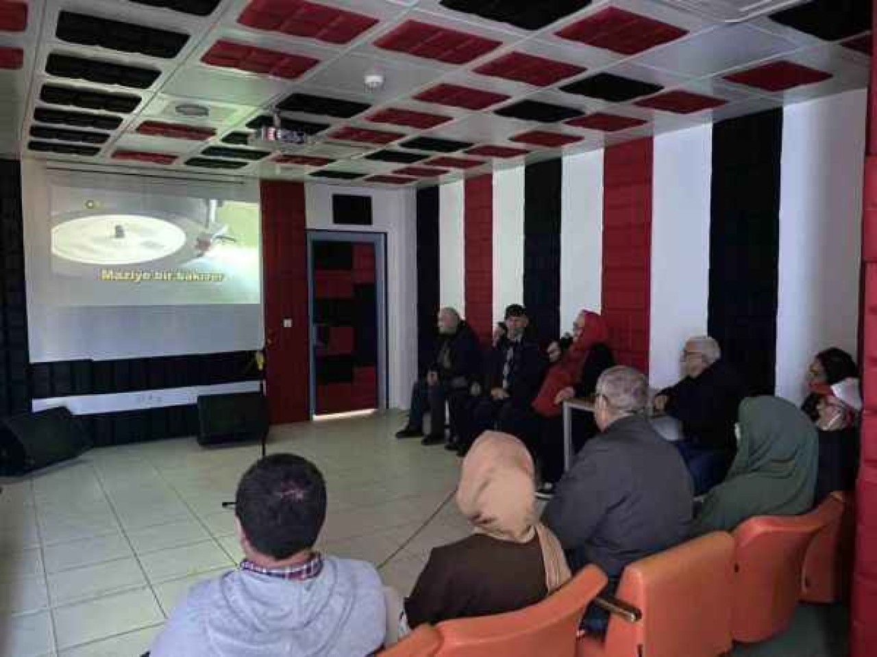 Bu Sefer de Yaşlılar Gençleri Ziyaret Etti' 2