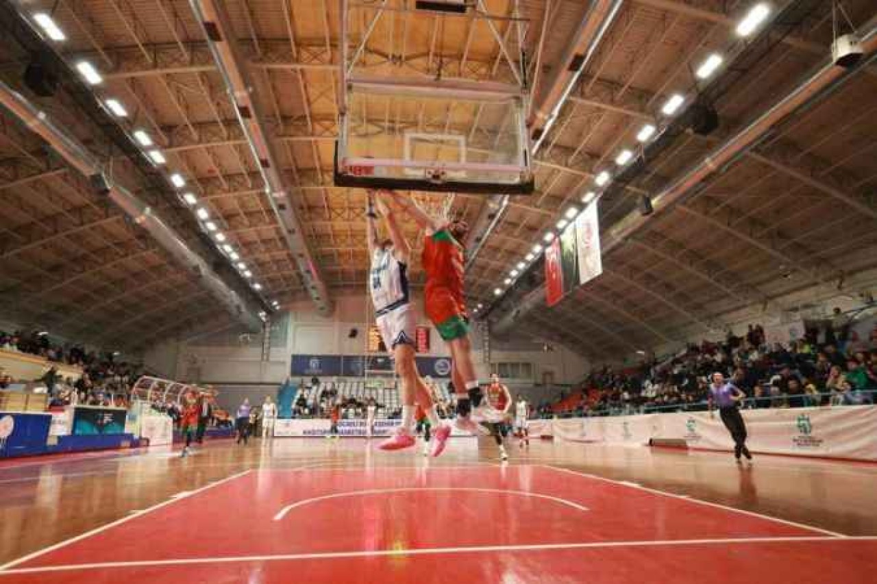 TBL: Kocaeli BŞB Kağıtspor: 87 - Semt77 Yalovaspor: 96 2