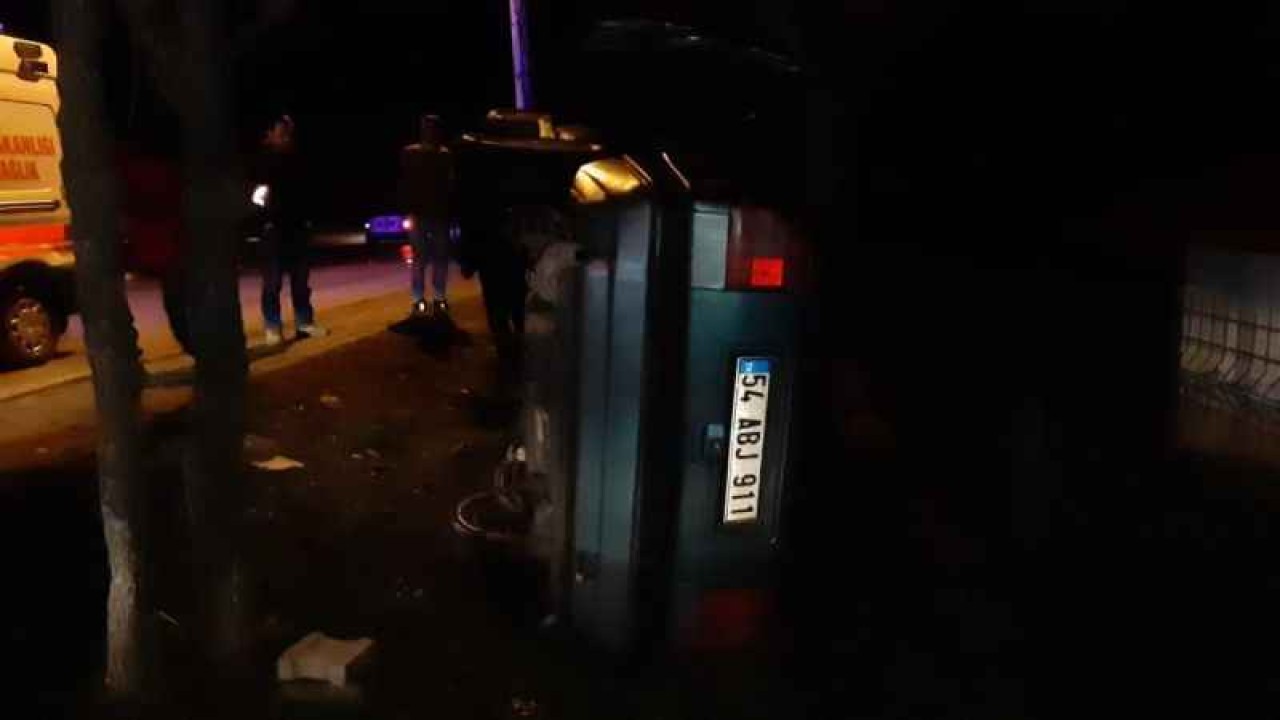 Kontrolden Çıkan Otomobil Yan Yattı: 2 Yaralı Var 7