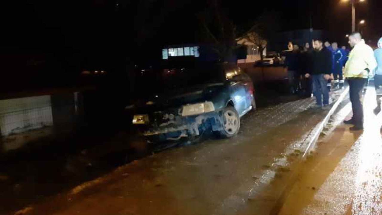 Kontrolden Çıkan Otomobil Yan Yattı: 2 Yaralı Var 6