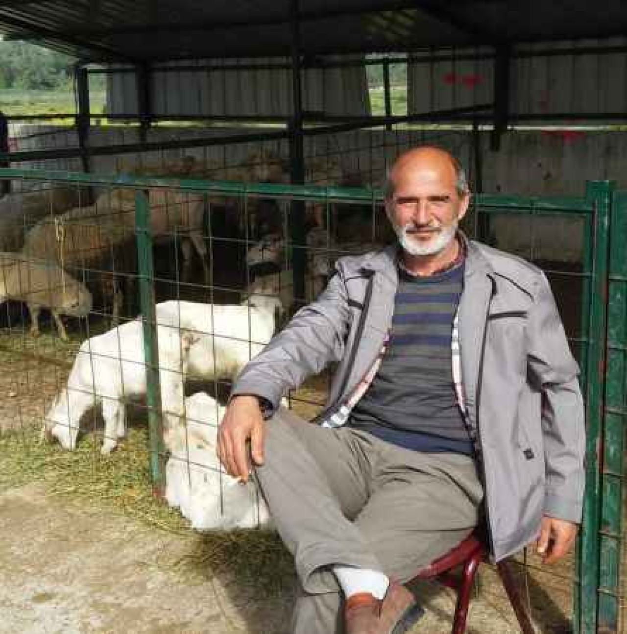 Evinde Ölü Bulunan Emekli Polis Son Yolculuğunda 8