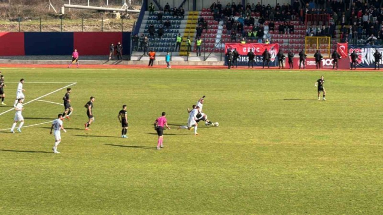 TFF 2. Lig: Düzcespor: 0 - Amed Sportif Faaliyetler: 3 7