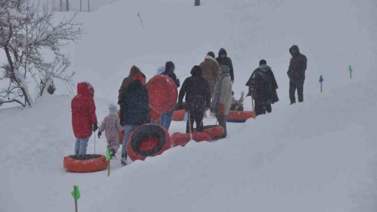 Bolu’nun Örencik Yaylası’nda Köylülerin Pisti Kayak Merkezi Haline Geldi! 7