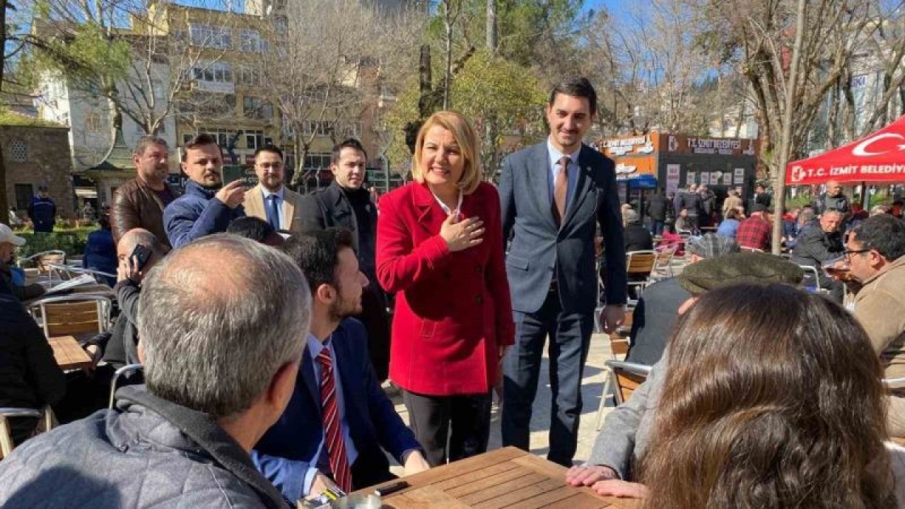 Bu kafede çay 3 TL 3
