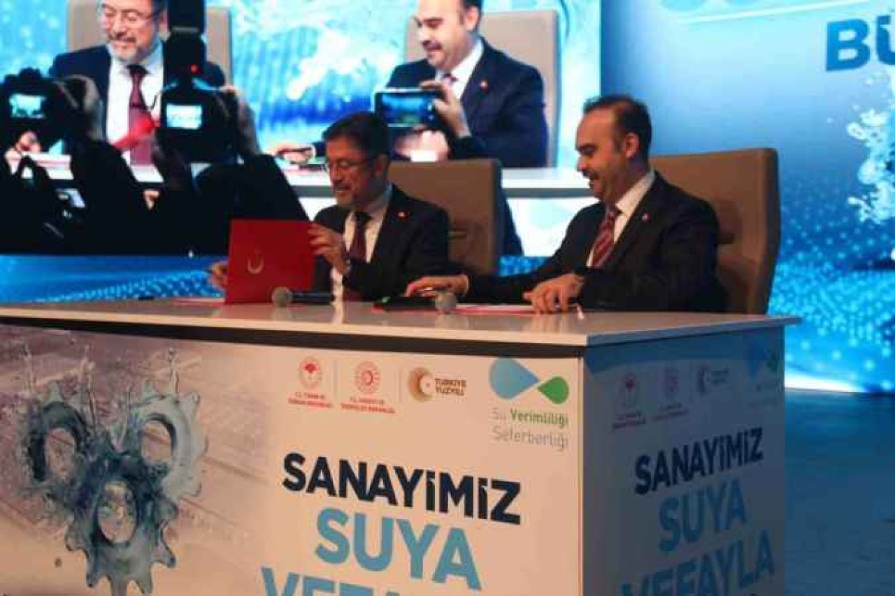 Bakan Yumaklı: "Zannettiğimiz gibi sınırsız bir su kaynağımız yok" 6