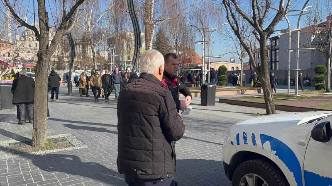 Bir telefonla bankaya koştu, parasından oldu 2