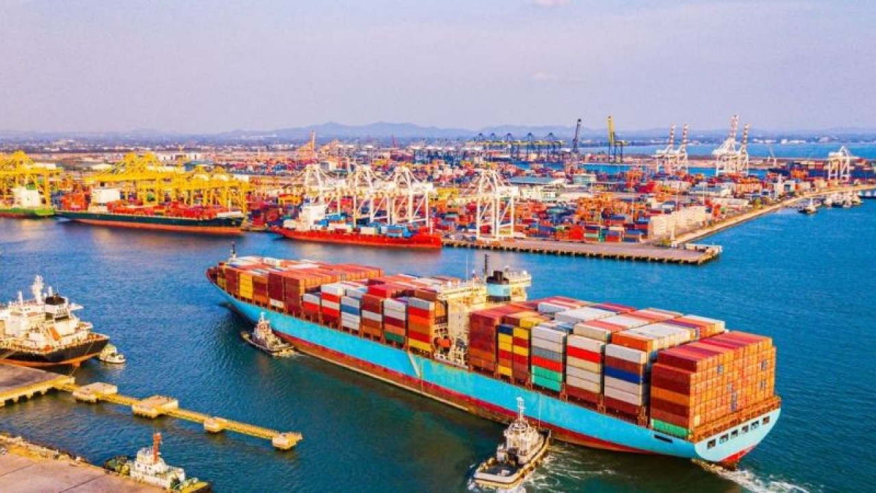 Türkiye'nin dış ticaret performansı, Mart ayında gösterdiği rakamlarla ekonomik direncini bir kez daha kanıtladı. 