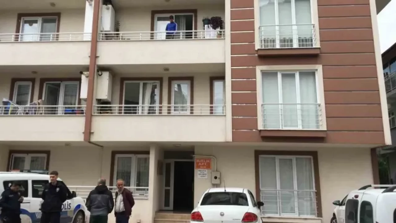 Kocaeli Körfez İlçesinde Kendisinden Haber Alınamamıştı: Evinde Ölü Bulundu...