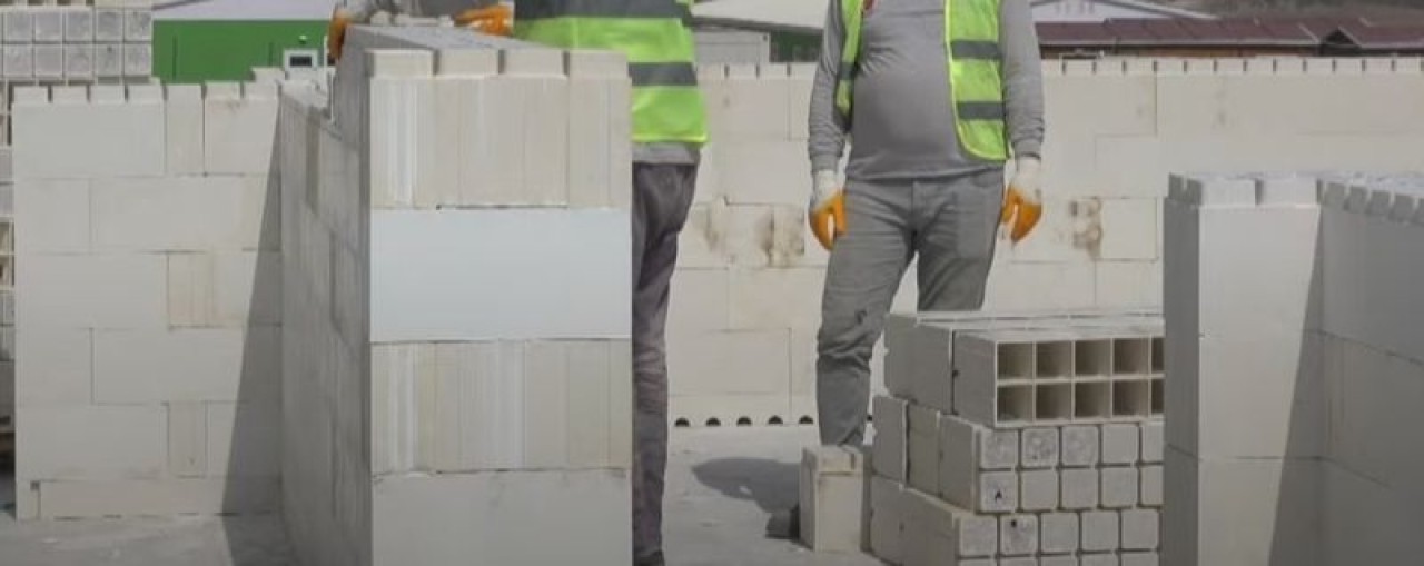 Türkiye'de 9 Şiddetine Dayanıklı Hafif Hızlı Kurulum Kompozit Evler İnşa Ediliyor...