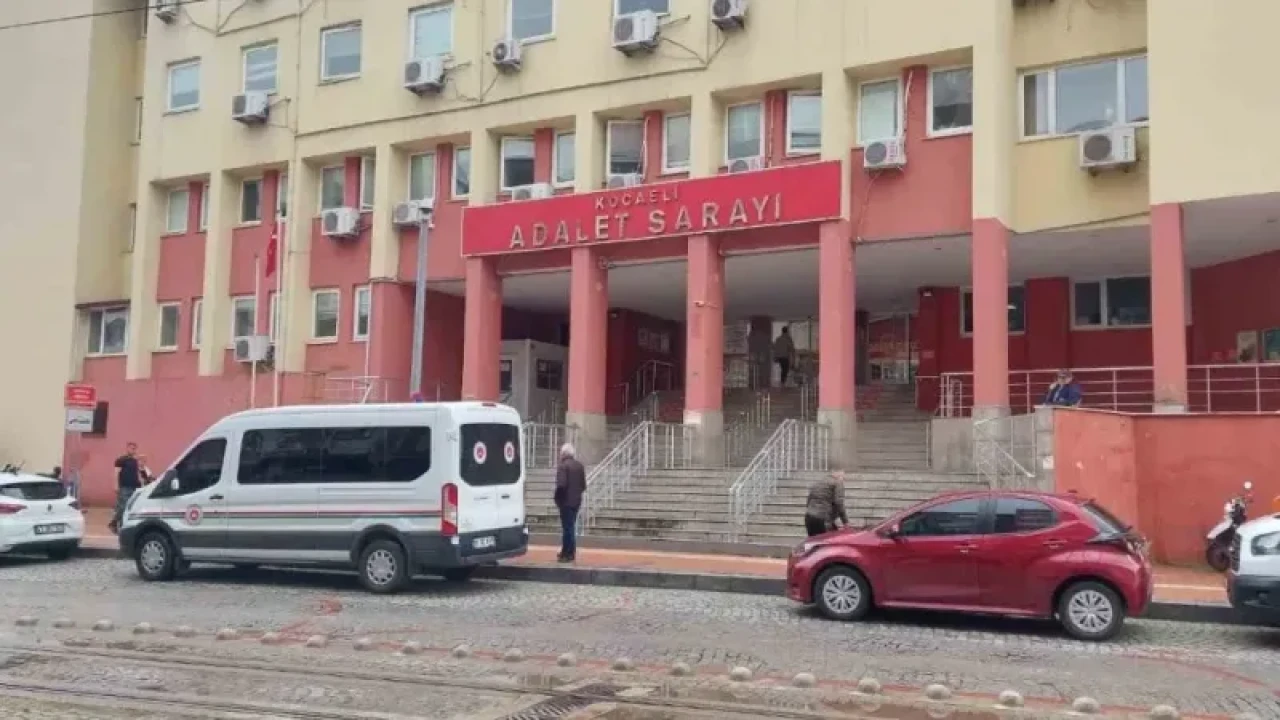 Kocaeli'de 16 Yaşındaki Kız Çocuğunu Hamile Bırakıp Bıçakladı... 2