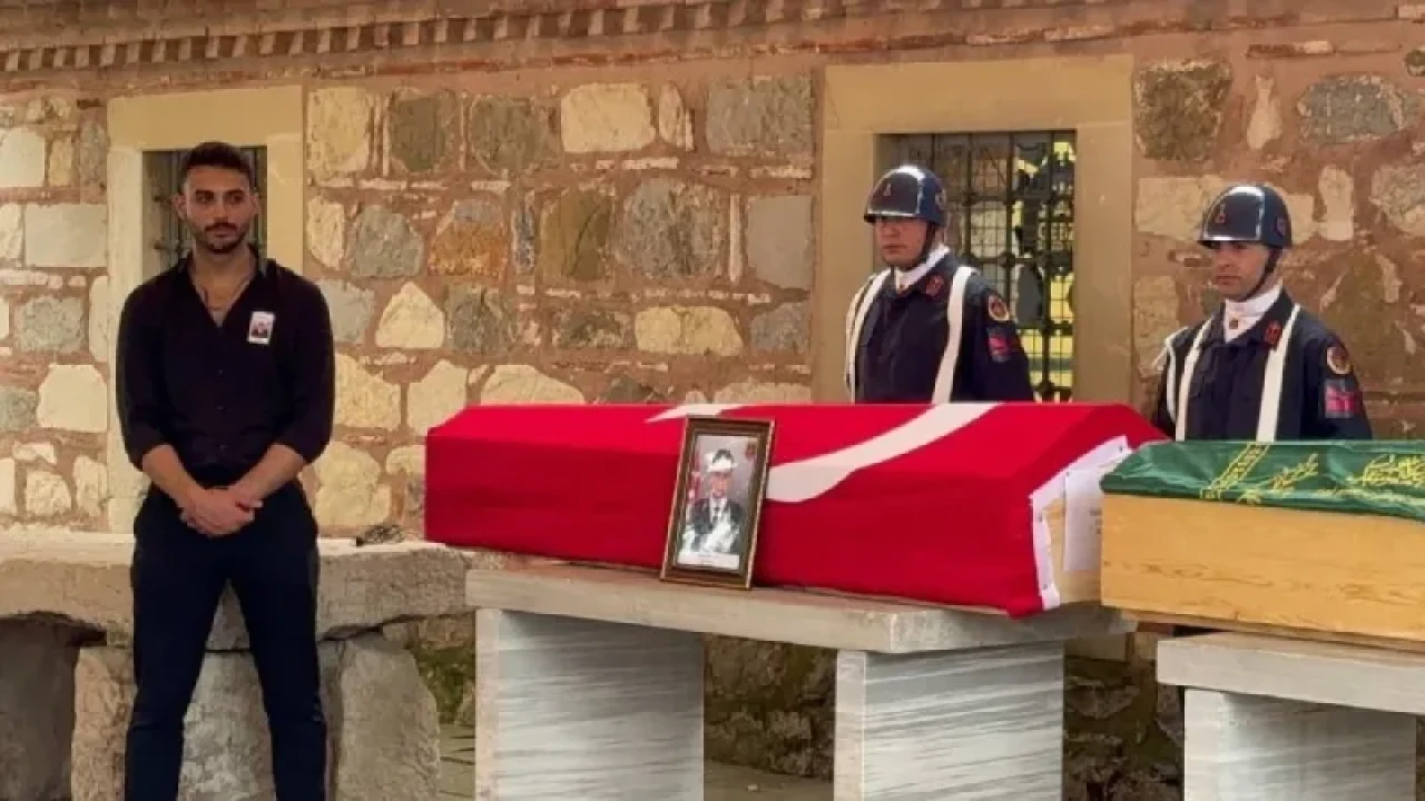 Kocaeli'de Kalp Krizinden Vefat Eden Uzman Çavuş Son Yolculuğuna Uğurlandı 3