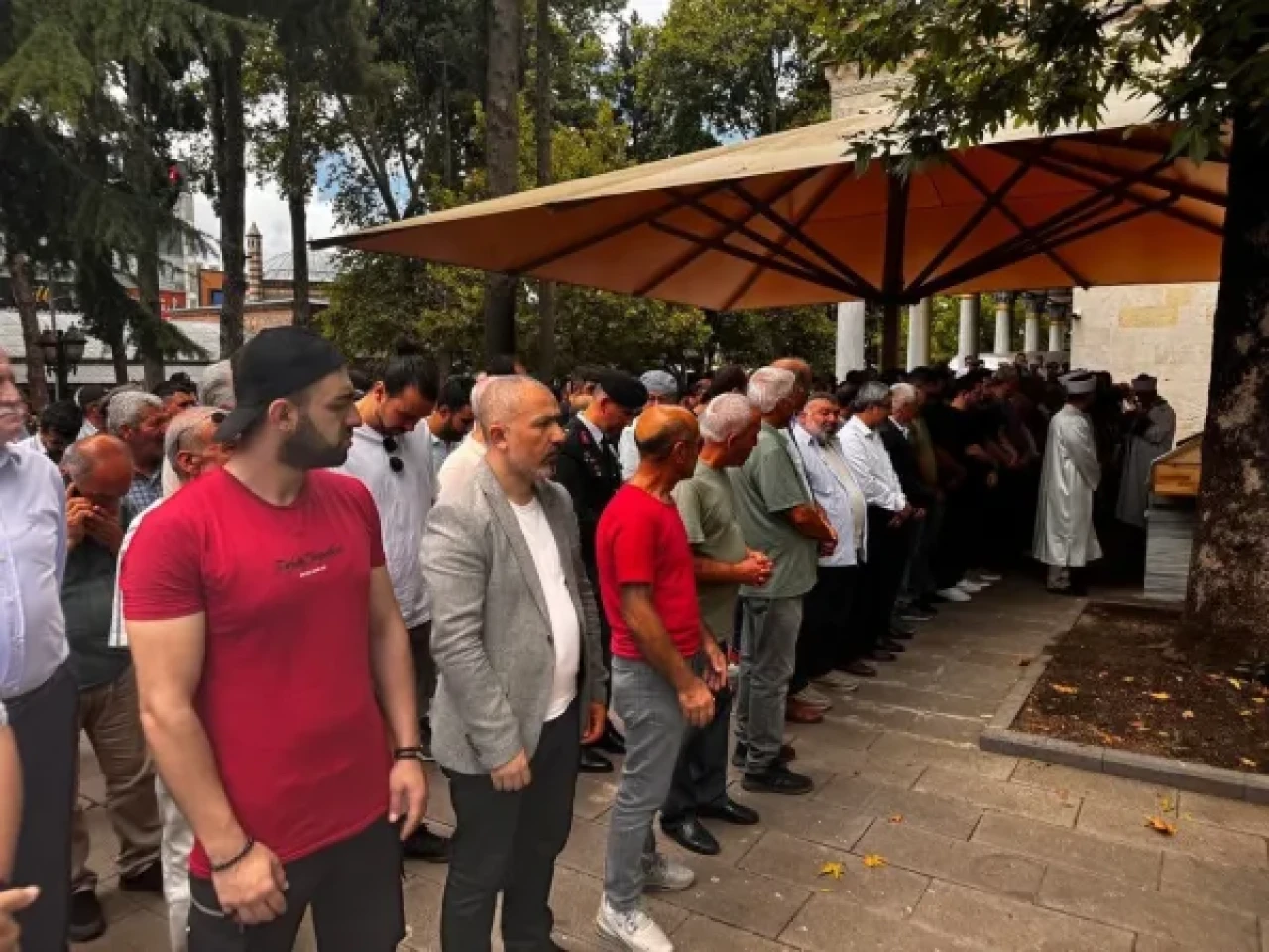 Kocaeli'de Kalp Krizinden Vefat Eden Uzman Çavuş Son Yolculuğuna Uğurlandı 7