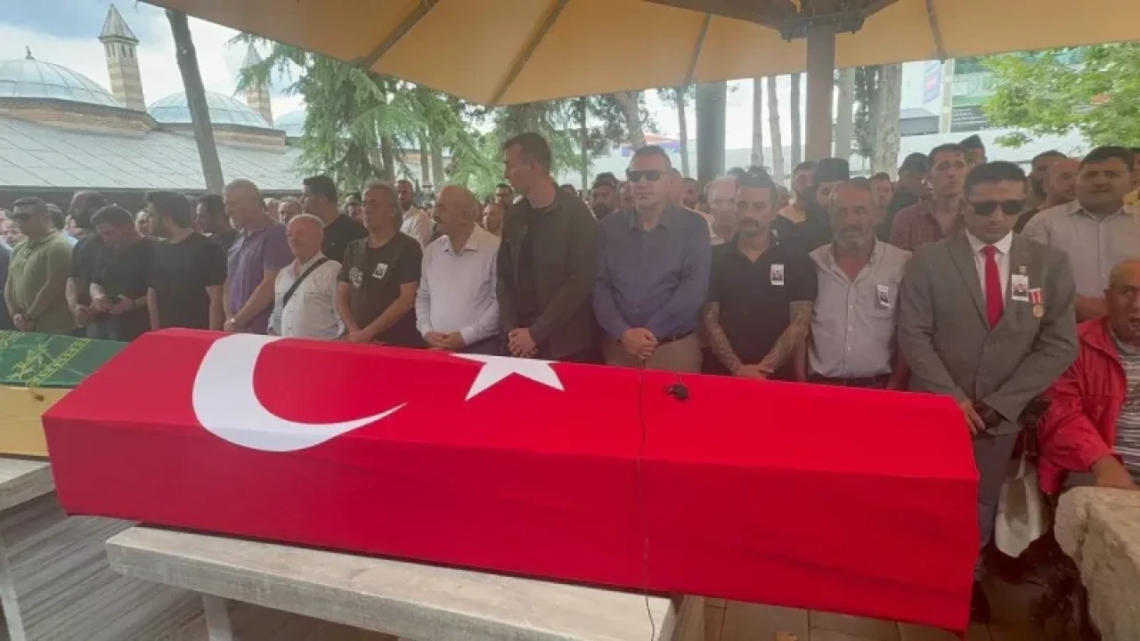 Kocaeli'de Kalp Krizinden Vefat Eden Uzman Çavuş Son Yolculuğuna Uğurlandı 9
