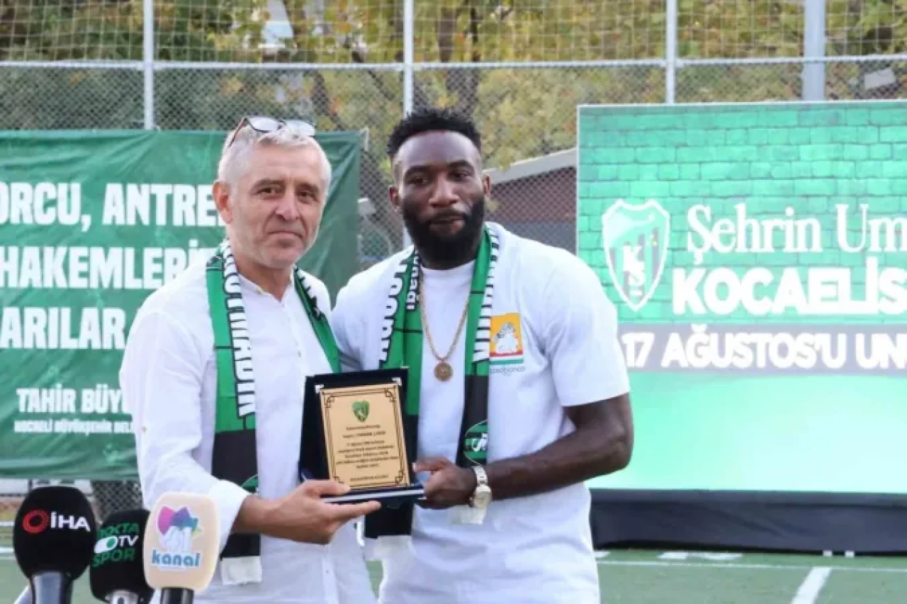 Kocaelispor 25. Yılında Depremi Hatırlattı 19