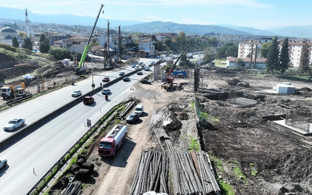 Başiskele Kavşağı Projesinde fore kazıklar çakılıyor