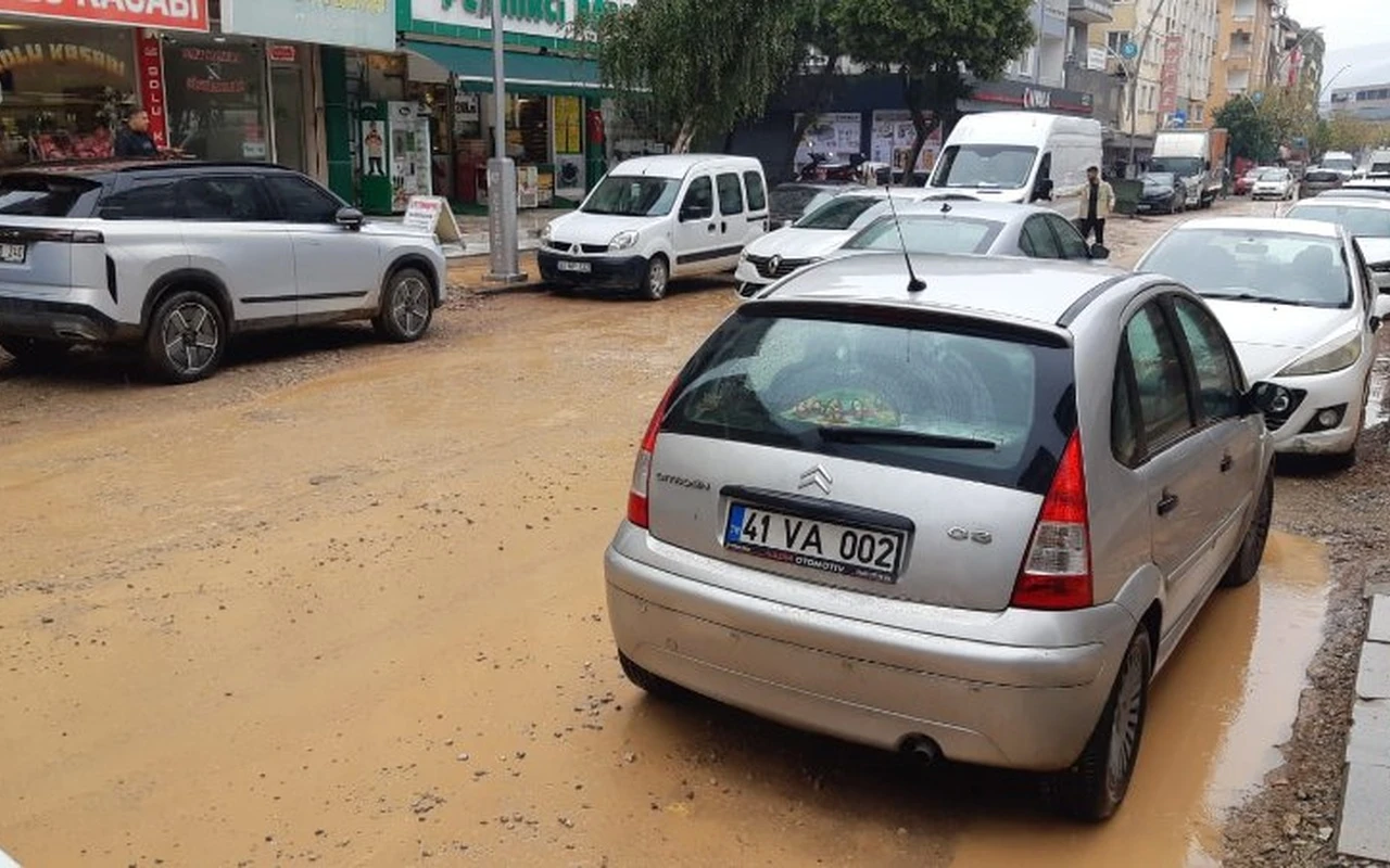 Altyapı çalışmaları Körfez’de zorladı