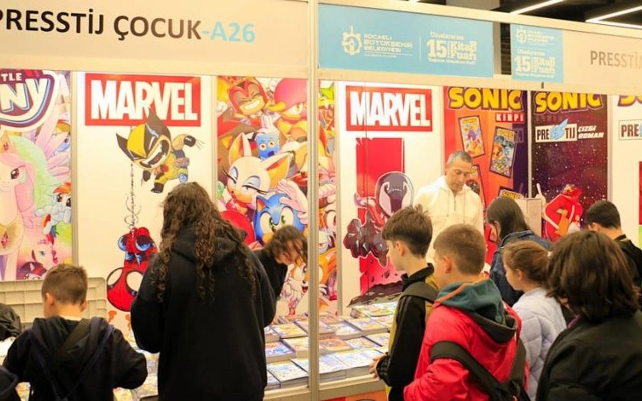 Çocuklar Kocaeli Kitap Fuarı’na akın etti