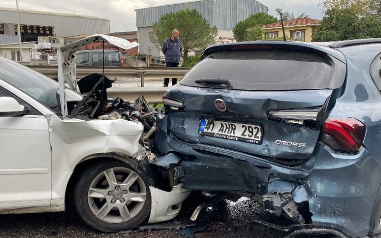 Kartepe’de zincirleme kaza 5 yaralı