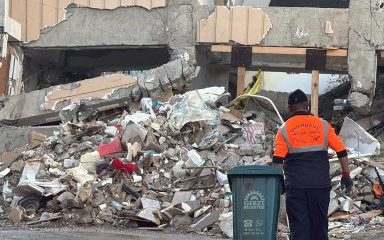 Gebze'de çöken binada arama başladı