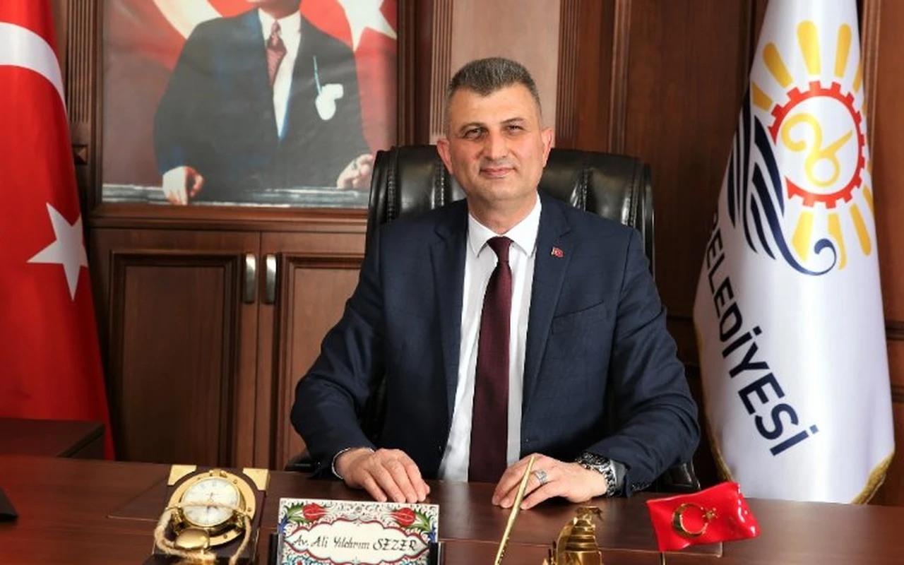 Gölcük belediyesi Atatürk’ü andı