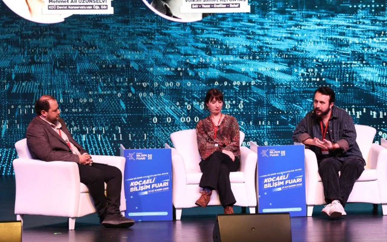 Kocaeli bilişim fuarında yapay zekayla müzik yapıldı