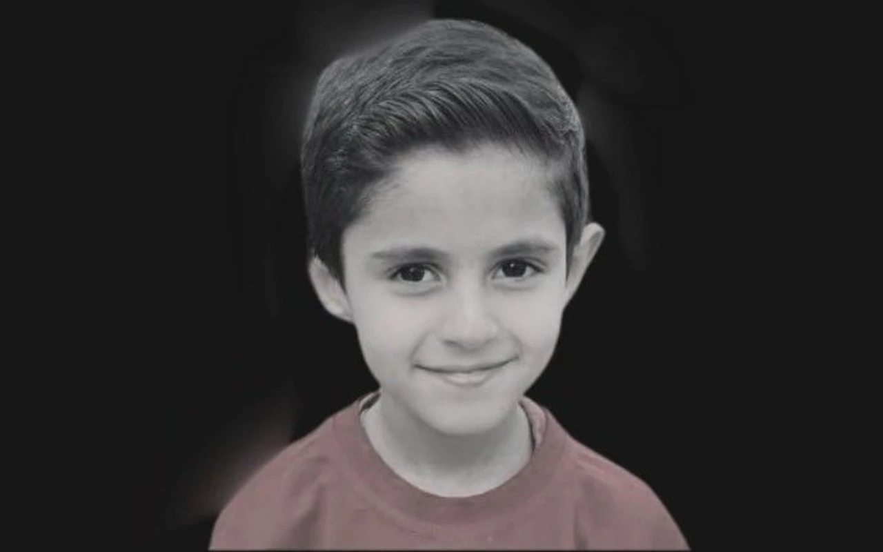 İzmit'te küçük çocuk kazada hayatını kaybetti