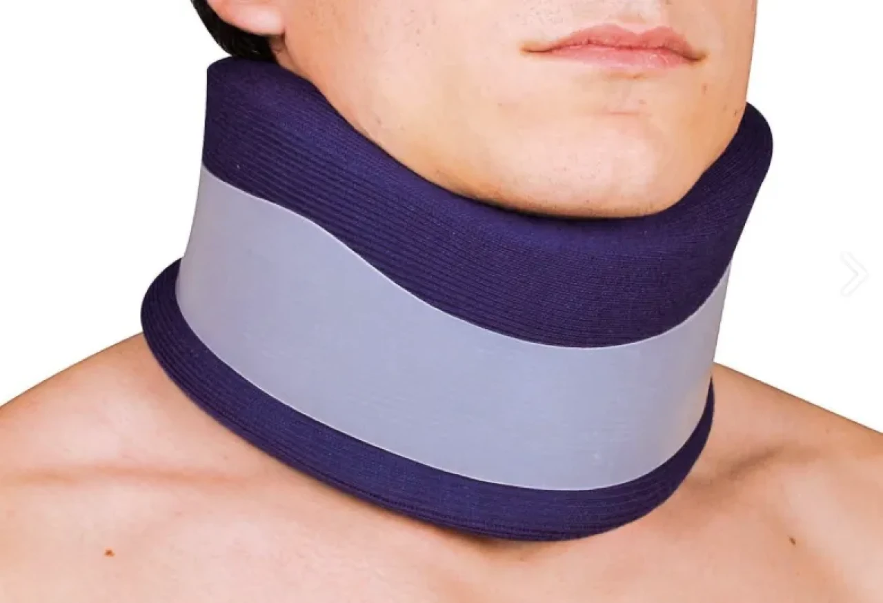 Boyunluk Modelleriyle Sağlıklı Duruş ve Gün Boyu Konfor