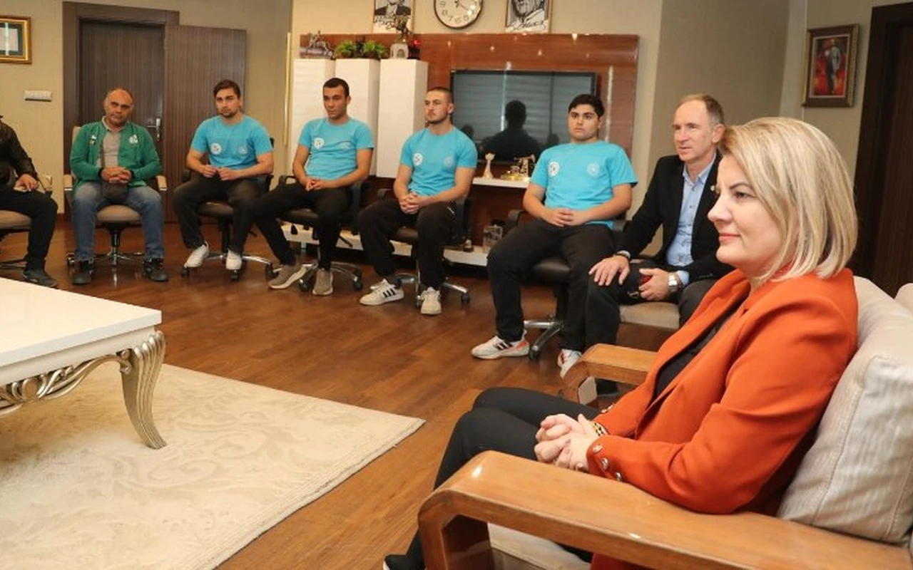 İzmit güreş takımı başkanı ziyaret etti