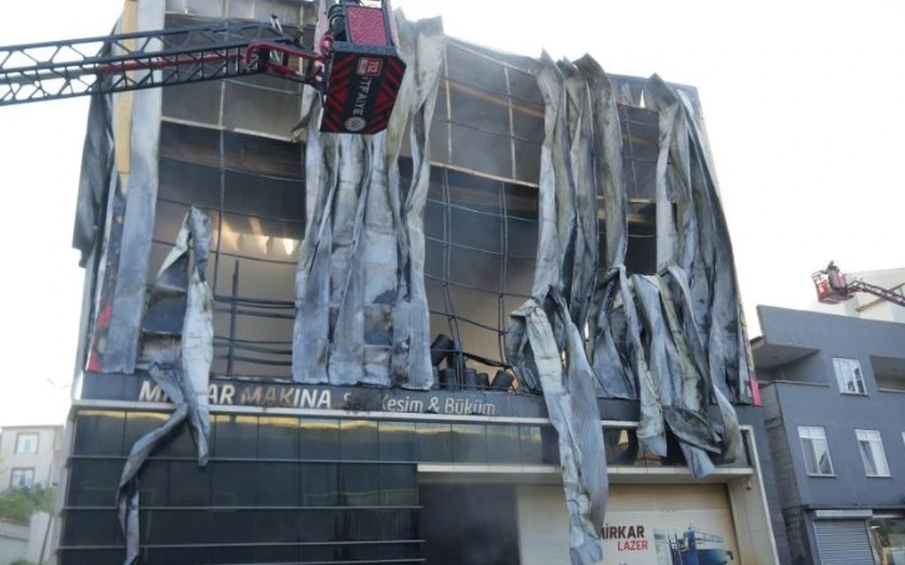 Kocaeli yangınında 7 kişi açığa alındı