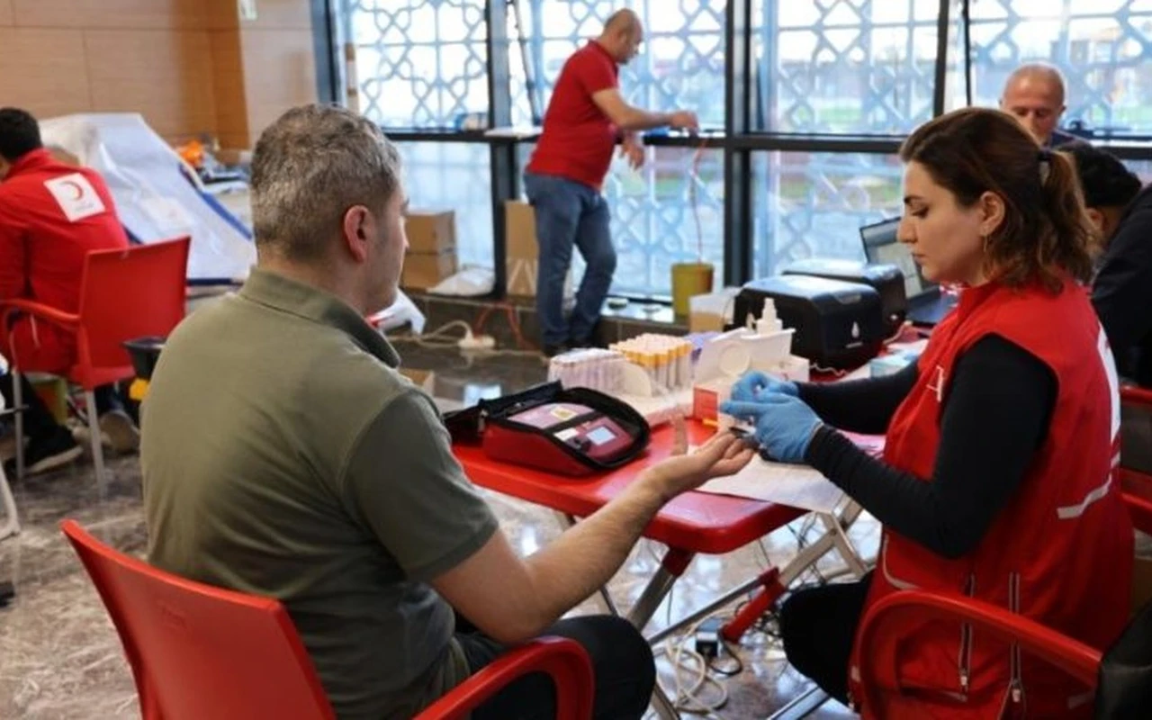 Kartepede kan ve kök hücre bağışı yapıldı