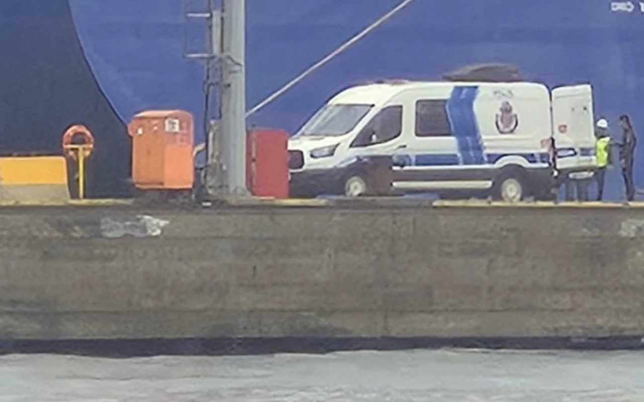 Kocaeli'de tekne kazasında 1 ölü 1 yaralı