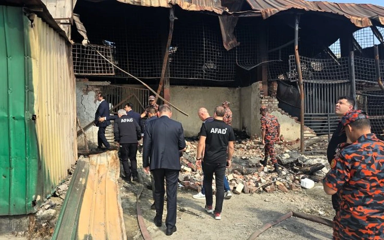 Kocaeli itfaiyesi Bangladeş yangınına teknik destek verdi