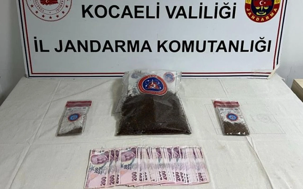 Kocaeli jandarması uyuşturucu operasyonunda 2 gözaltı